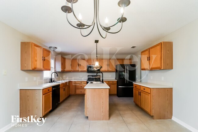 Foto del edificio - 2130 Aitkin Loop