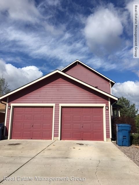 Building Photo - 2726 Oshaughnessy St