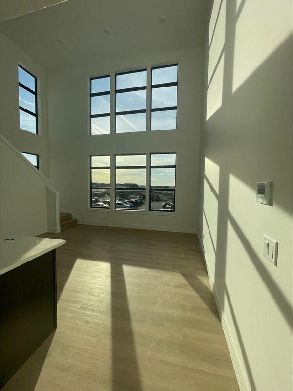 Foto del edificio - 21806 E Indiana Ave