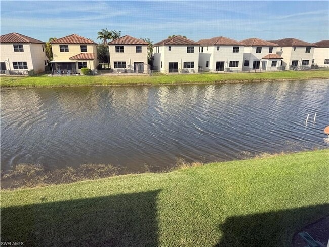 Building Photo - 5483 Cameron Dr