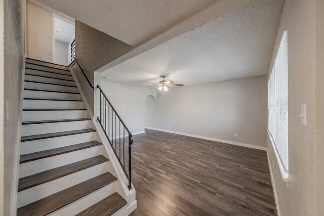 Building Photo - 1774 Belshire Ct