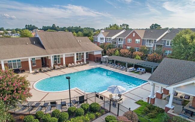 Resort-style Pool and Sundeck with Wi-Fi - Addison at Wyndham