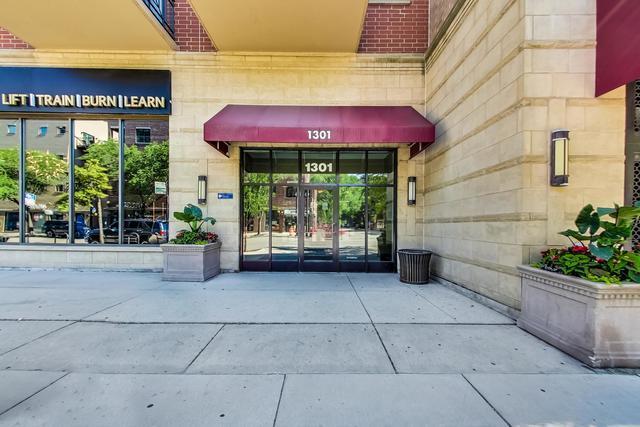 Building Photo - 1301 W Madison St