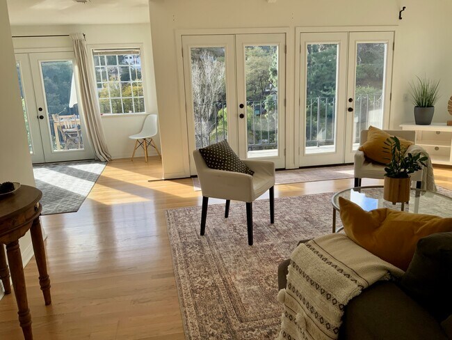 Foto del edificio - 8287 Mannix Dr