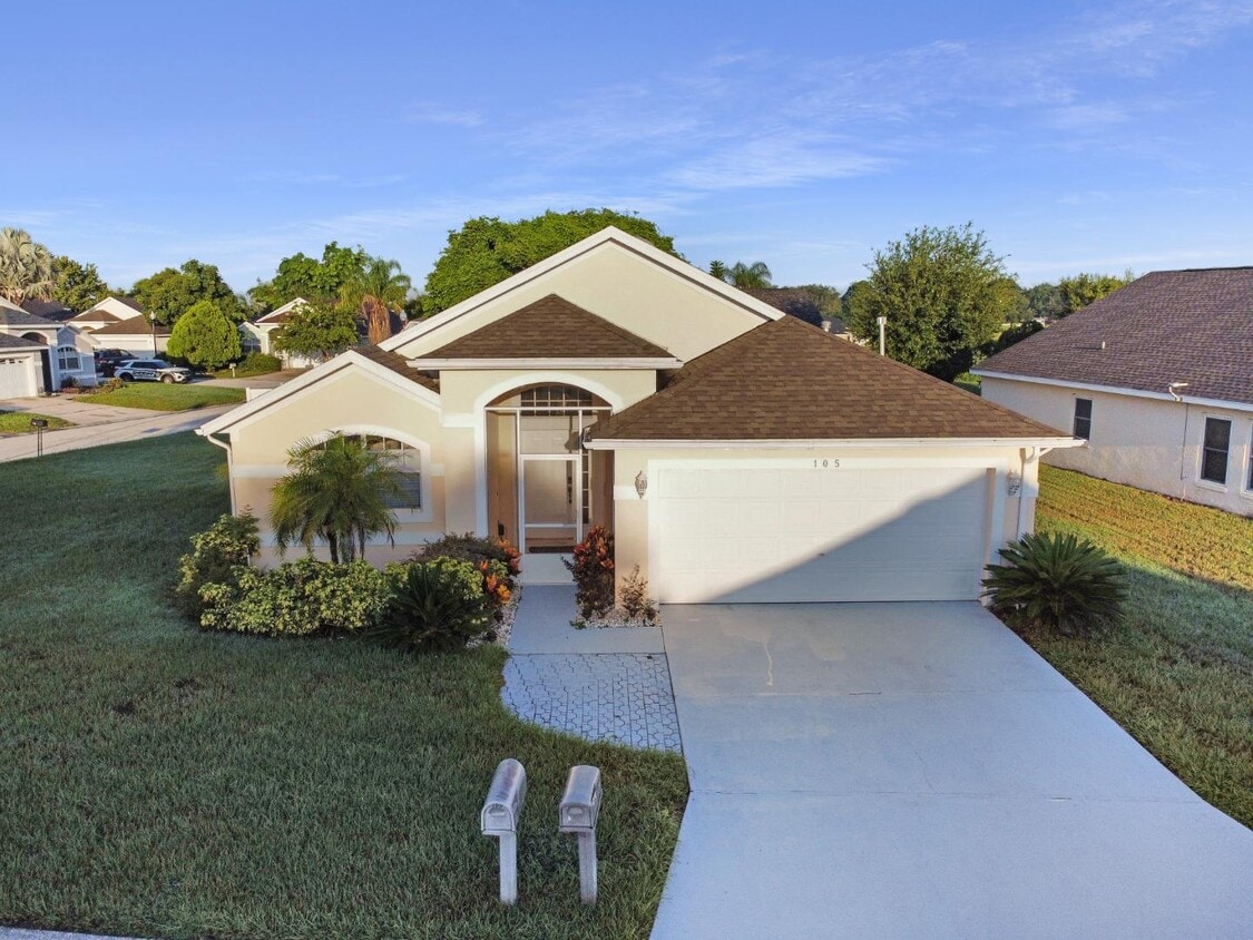 Primary Photo - 105 Jessamine Dr