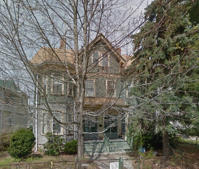 Foto del edificio - 3 Griggs Pl