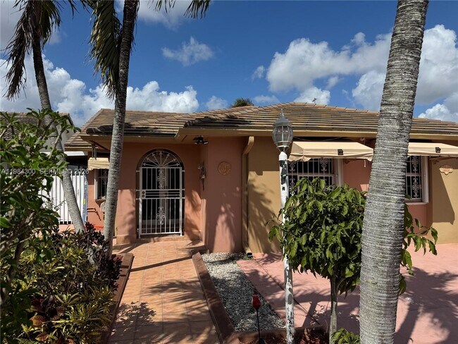 Building Photo - 14325 SW 11th Terrace