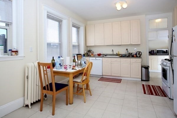 Foto del edificio - 60 Parkman St