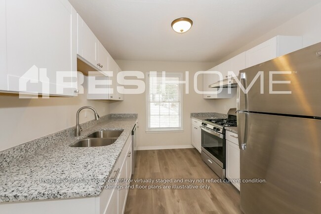 Building Photo - 7332 Fernwood Dr