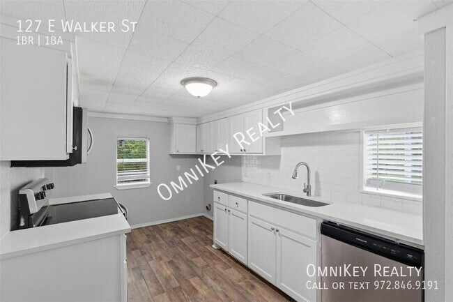 Foto del edificio - 127 E Walker St