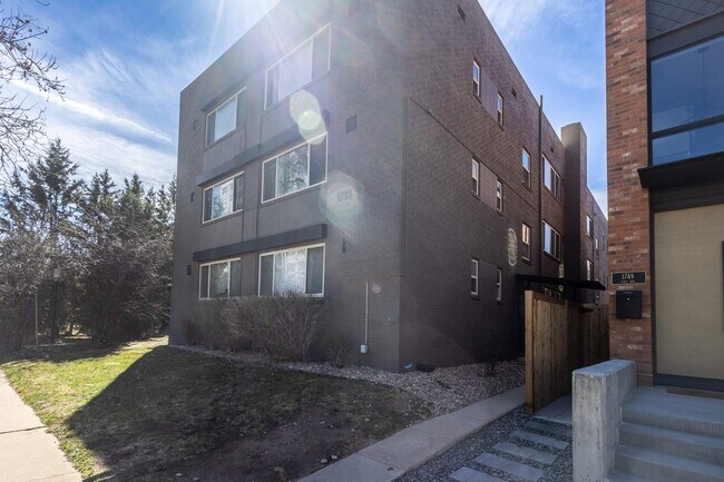 Foto del edificio - The Mariner