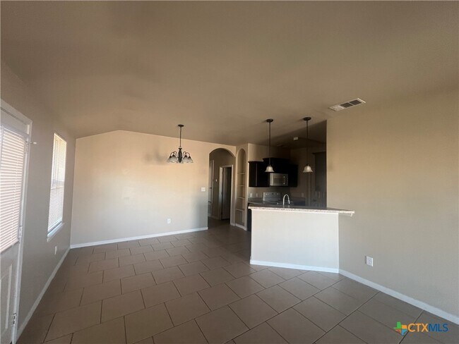 Foto del edificio - 1206 Loyal Ln