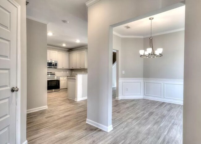 Building Photo - 104 Liberty Bell Dr