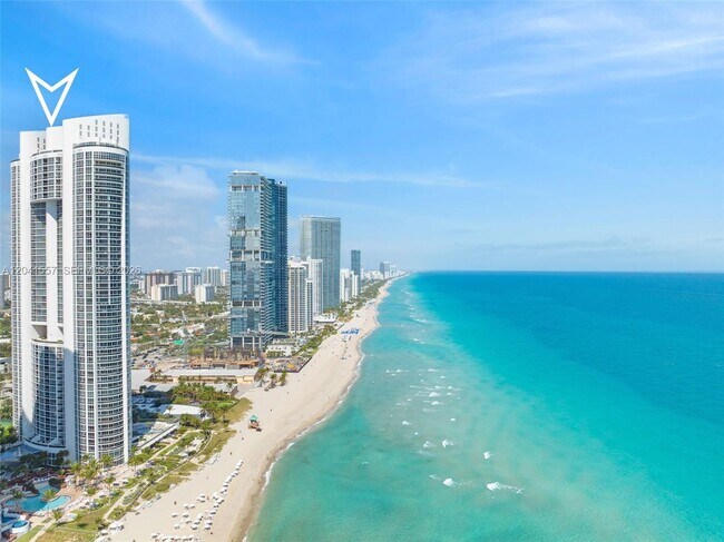 Foto del edificio - 18201 Collins Ave