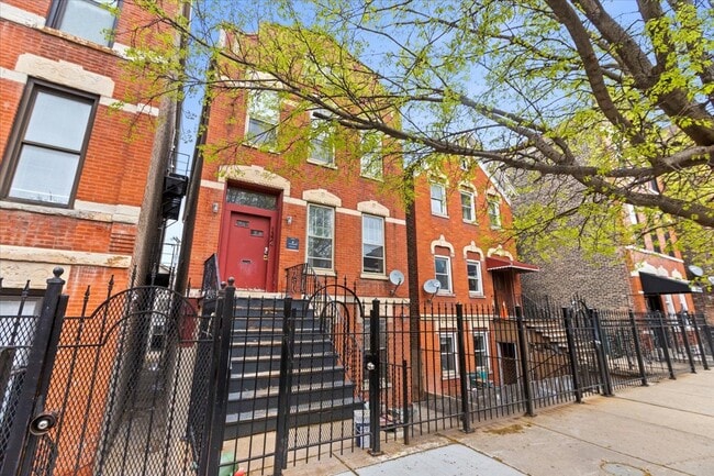 Building Photo - 1324 W 19th St