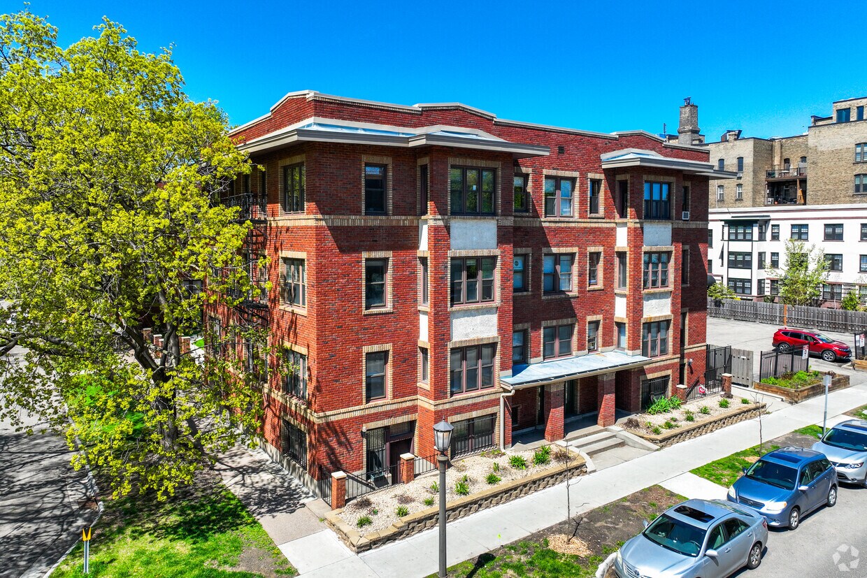 Primary Photo - The Tazewell Condominiums