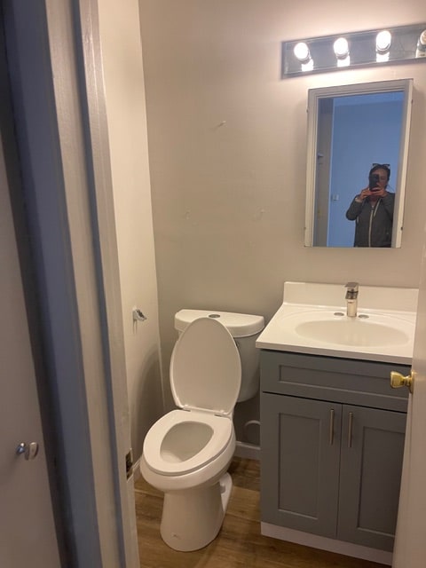 Building Photo - 474 Delaware St