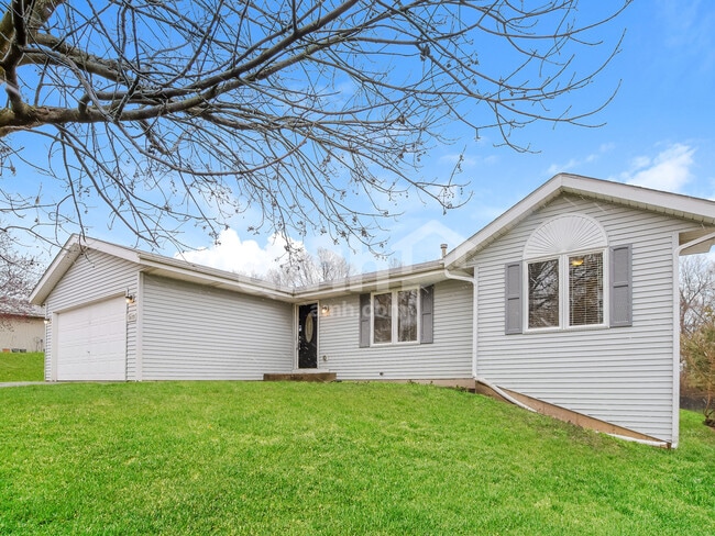 Building Photo - 10173 Hawks Pointe Trl