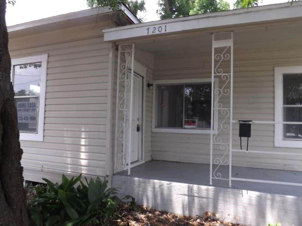 Primary Photo - 7201 Avenue I