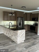 Building Photo - 104 Delano Dr