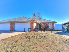 Building Photo - 1206 Summerton Pl