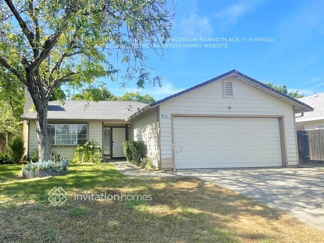 Building Photo - 303 Hampshire Ct