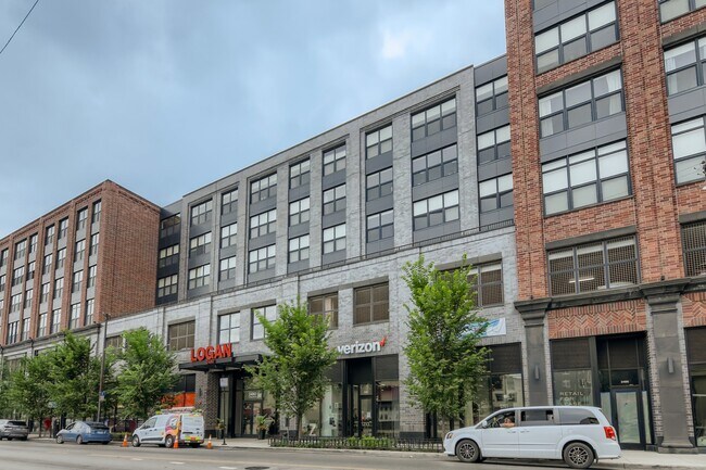 Building Photo - 2840 N Milwaukee Ave