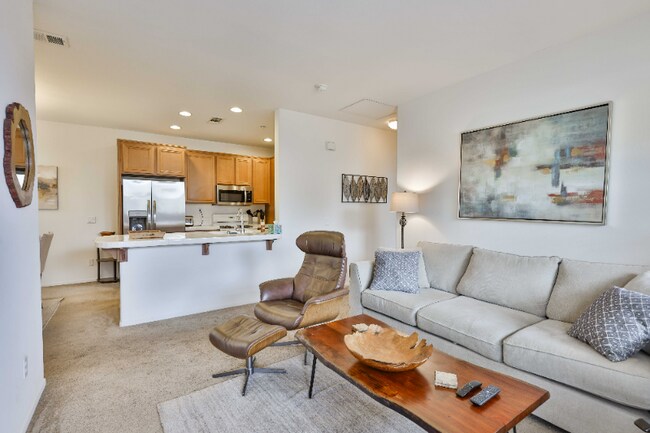 Foto del edificio - 16912 Laurel Hill Ln