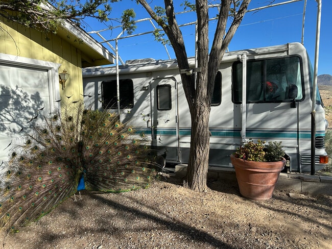 Exterior of unit - 400 Main St