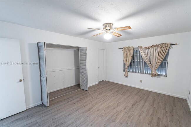 Foto del edificio - 12023 SW 110th St Cir E