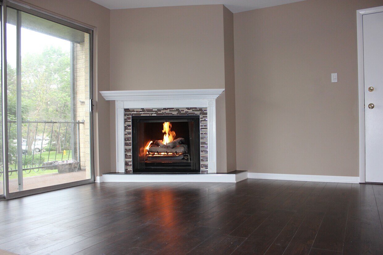 Primary Photo - 11124 S 84th Ave