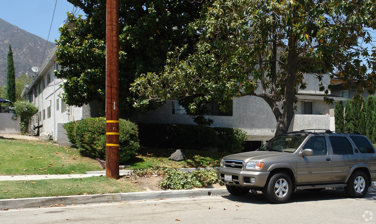 Building Photo - 73 Esperanza Ave