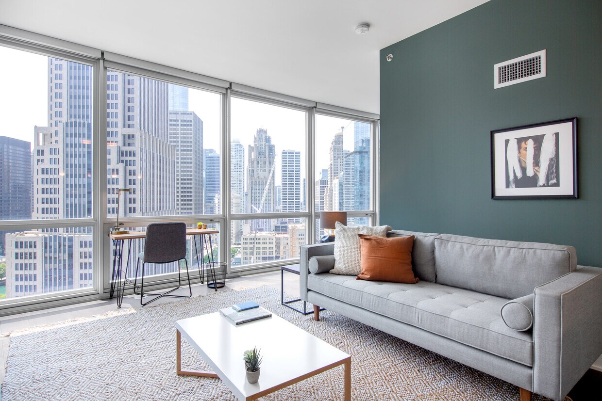 Foto principal - 615 W 7th St