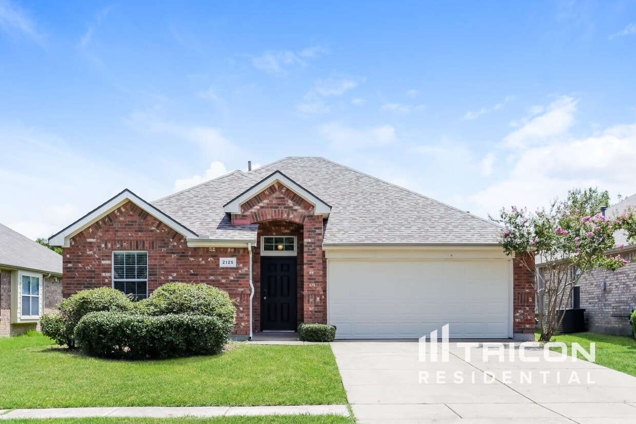 Primary Photo - 2125 Bluebell Dr