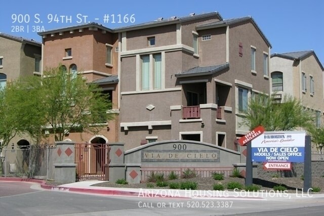 Primary Photo - Luxury Furnished Townhouse in Chandler at ...