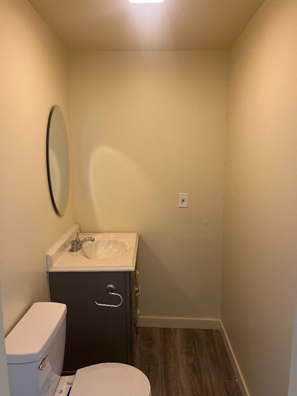 Building Photo - 313 Onyx Ave