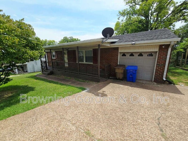 Building Photo - 200 Moncrief Ave