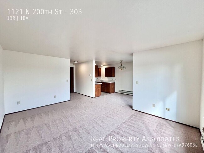 Foto del edificio - 1121 N 200th St