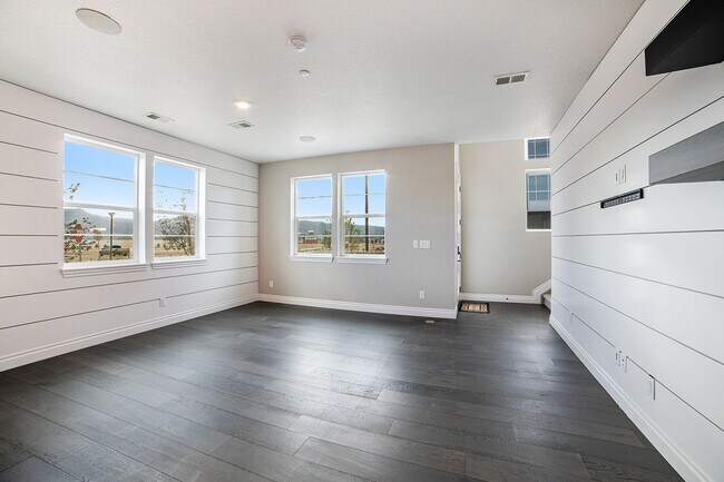 Foto del edificio - Updated Townhome at Victory Ridge!