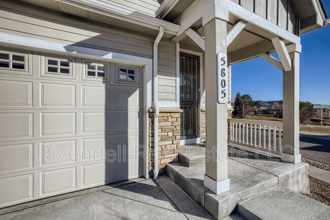 Foto del edificio - 5805 Wild Rye Dr