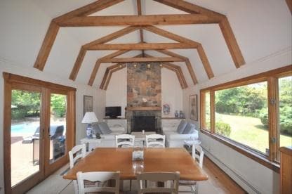 Building Photo - 254 Water Mill Towd Rd