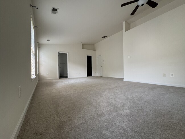 dormitorio principal - 336 Baish Dr SE