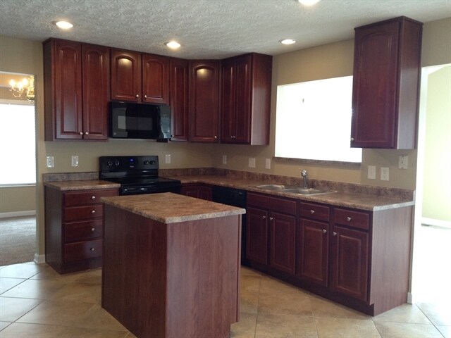 Building Photo - 6544 Thistle Grove