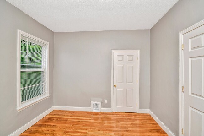Foto del edificio - 352 Norfolk St