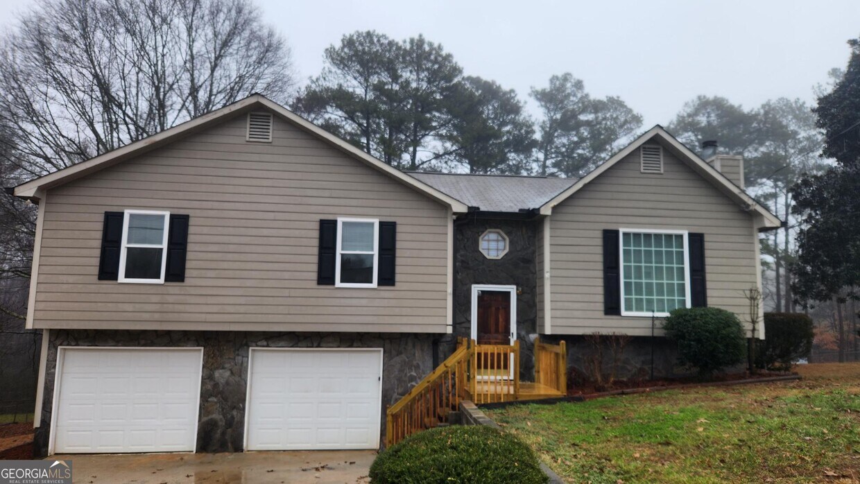 Primary Photo - 263 Russell Dr
