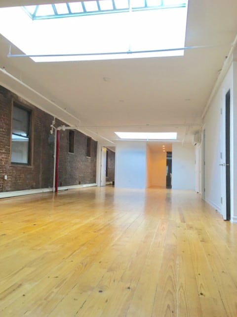 Primary Photo - 535 Broadway