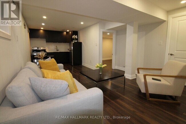 Photo du bâtiment - 158 Kingshill Rd