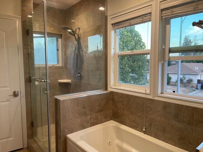 Building Photo - 3507 Olsen Dr