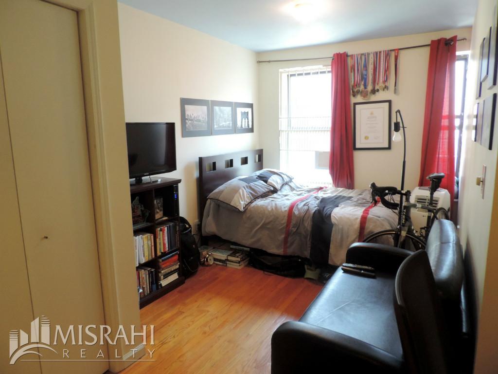 Primary Photo - 150 Orchard St