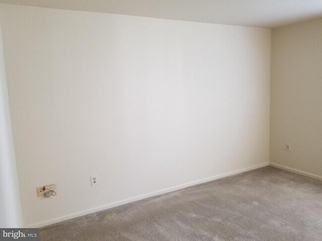 Building Photo - 20213 Shipley Terrace